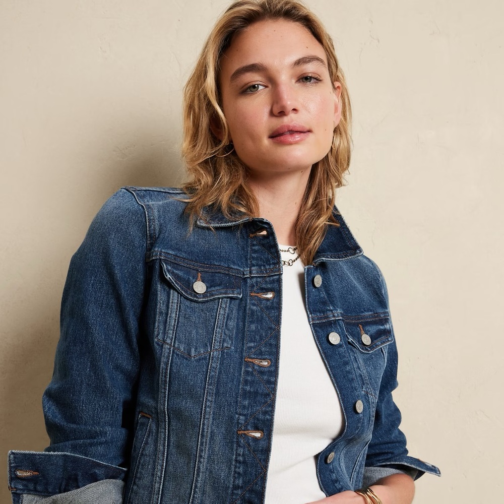 Banana Republic Factory Petite Classic Denim Jacket 00P